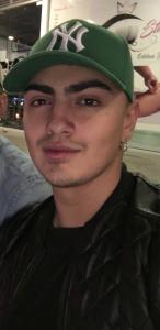 632209403: Chico busca chica en Las Palmas