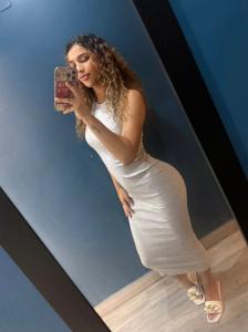 631706973: Chica busca chico en Barcelona