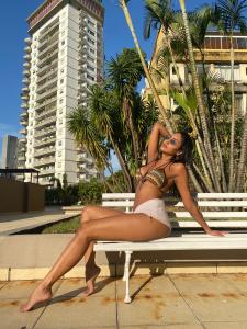 672002800: Chica busca chico en Barcelona