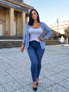 613853052: Travesti en Navarra