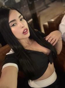 613845932: Chica busca chico en Murcia
