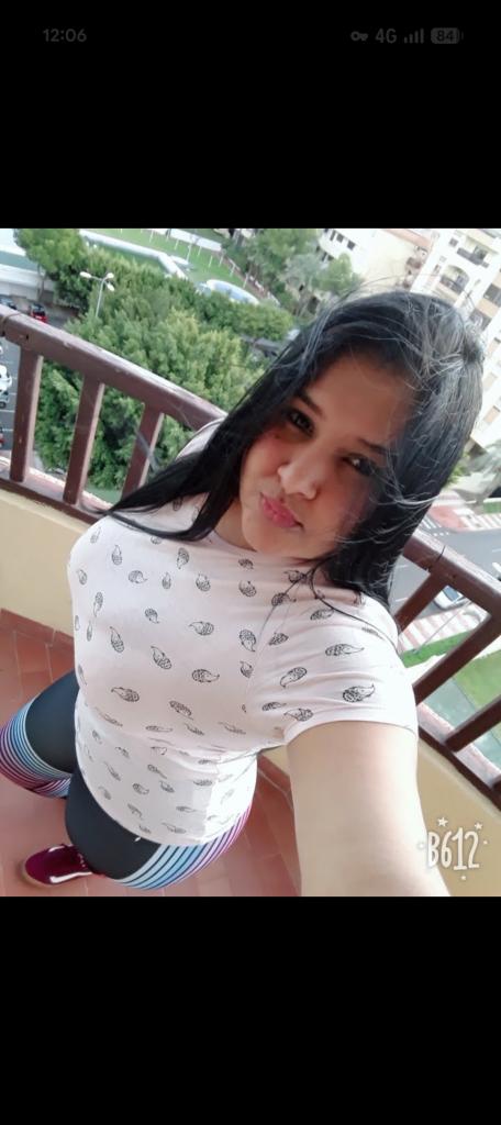Chica busca chico en Almería: 