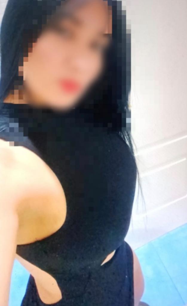 613748346: Chica busca chico en Madrid