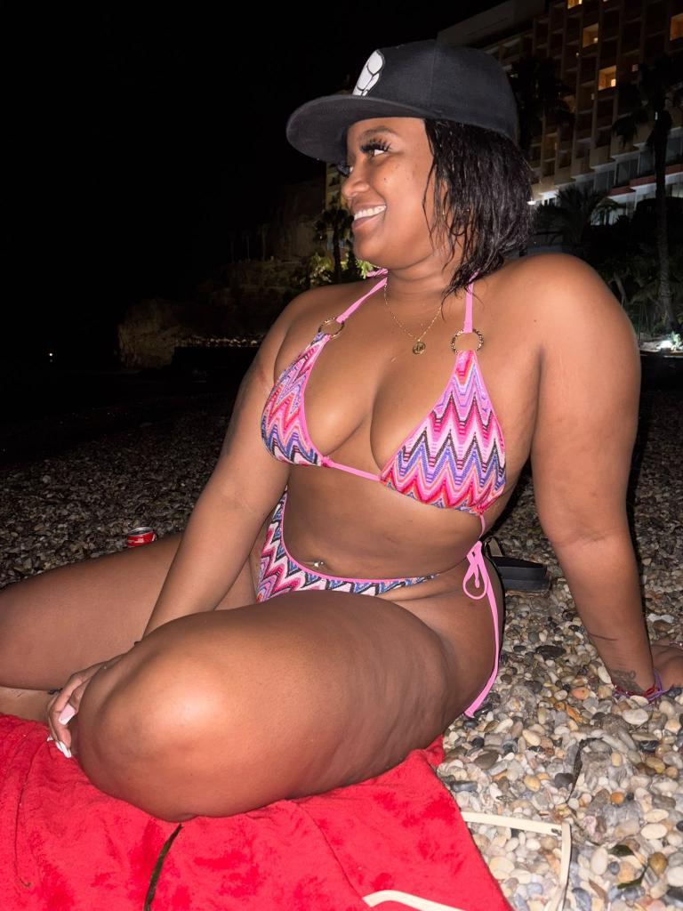 Chica busca chico en Almería: 