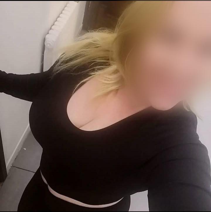 Chica busca chico en Pontevedra: 
