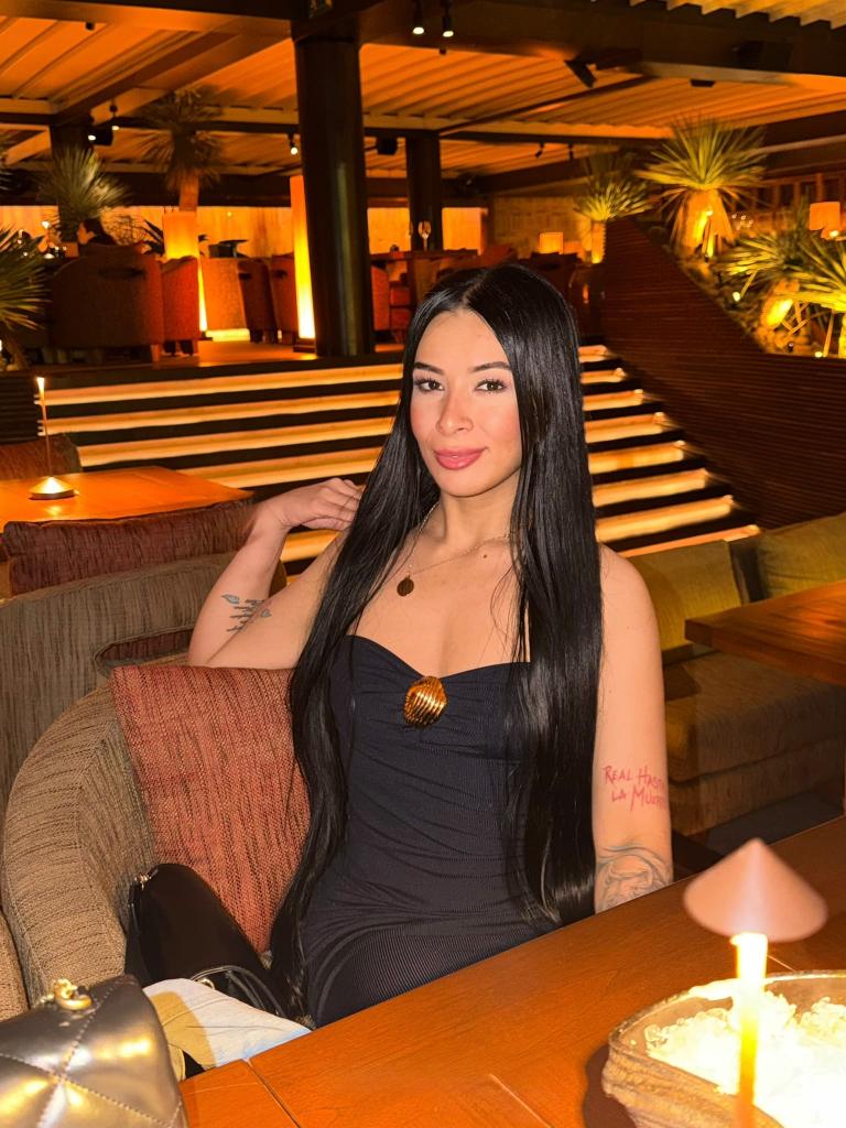 Chica busca chico en Sevilla: 