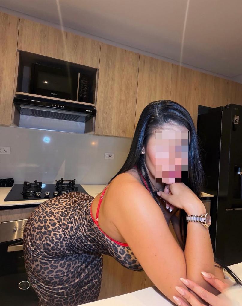 673094672: Chica busca chico en Madrid