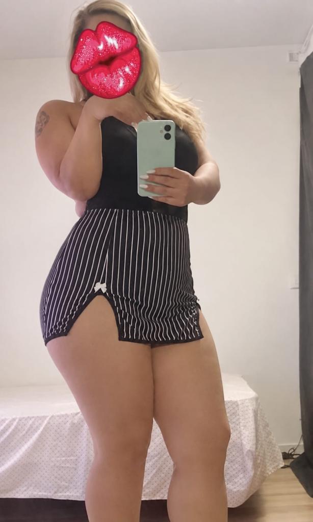 642446171: Chica busca chico en La Coruña