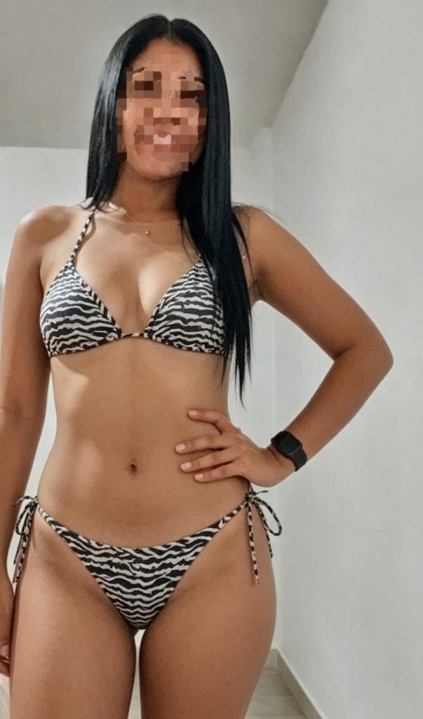 663398203: Chica busca chico en Huelva