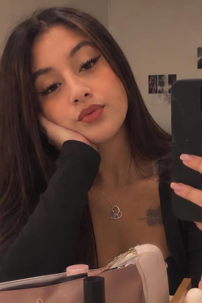 615736448: Chica busca chico en Madrid