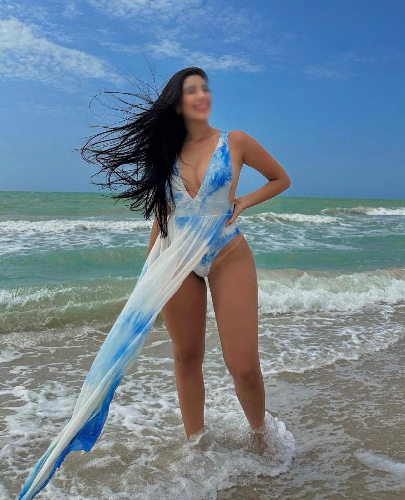 643453402: Chica busca chico en Tenerife
