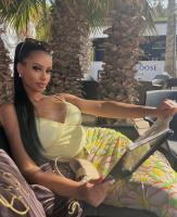685248107: Chica busca chico en Barcelona