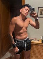 641873298: Chico busca chica en Sevilla