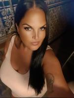622029395: Chica busca chico en Sevilla