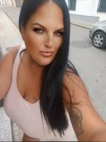 622029395: Chica busca chico en Sevilla
