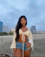 672144982: Chica busca chico en Barcelona