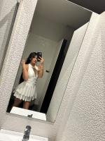 664248198: Chica busca chico en Sevilla