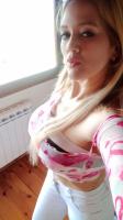 643934920: Chica busca chico en Sevilla