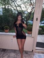 613830783: Chica busca chico en Gerona