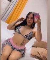 623568670: Chica busca chico en Barcelona