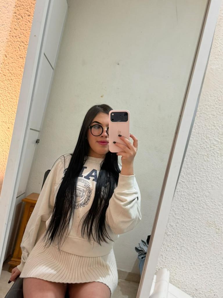 Chica busca chico en Granada: 