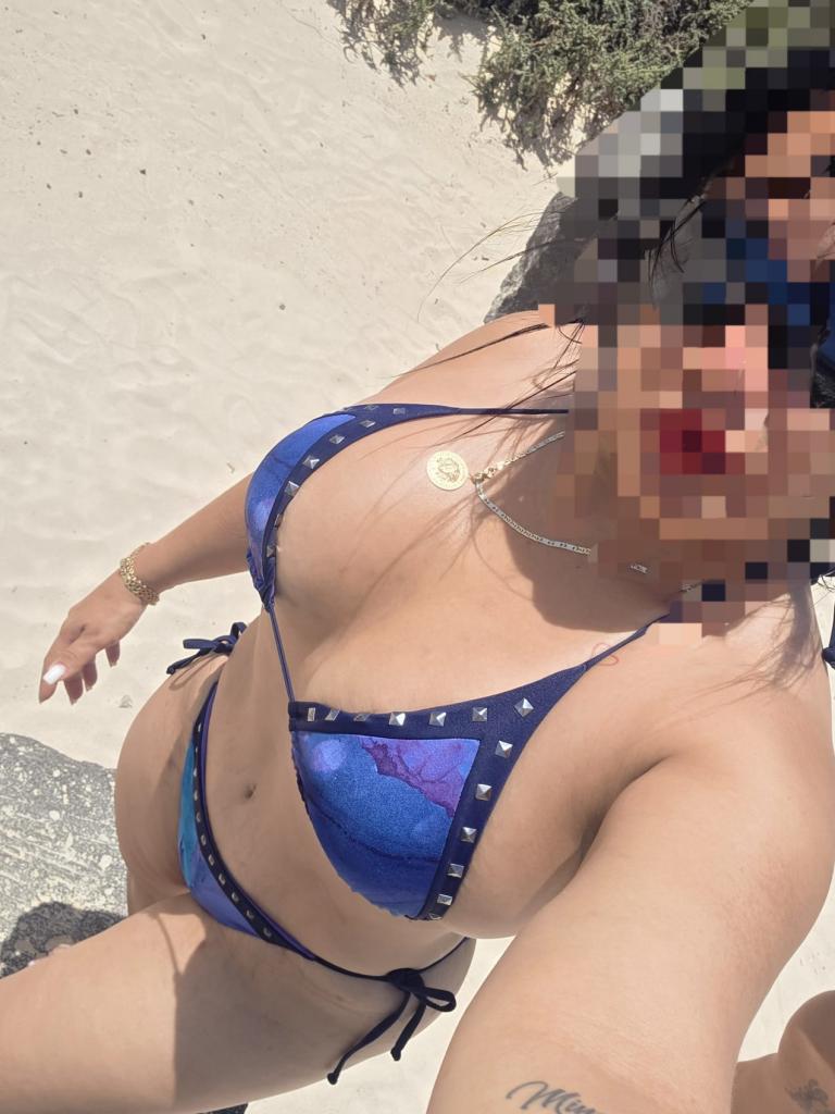 662135610: Chica busca chico en Barcelona