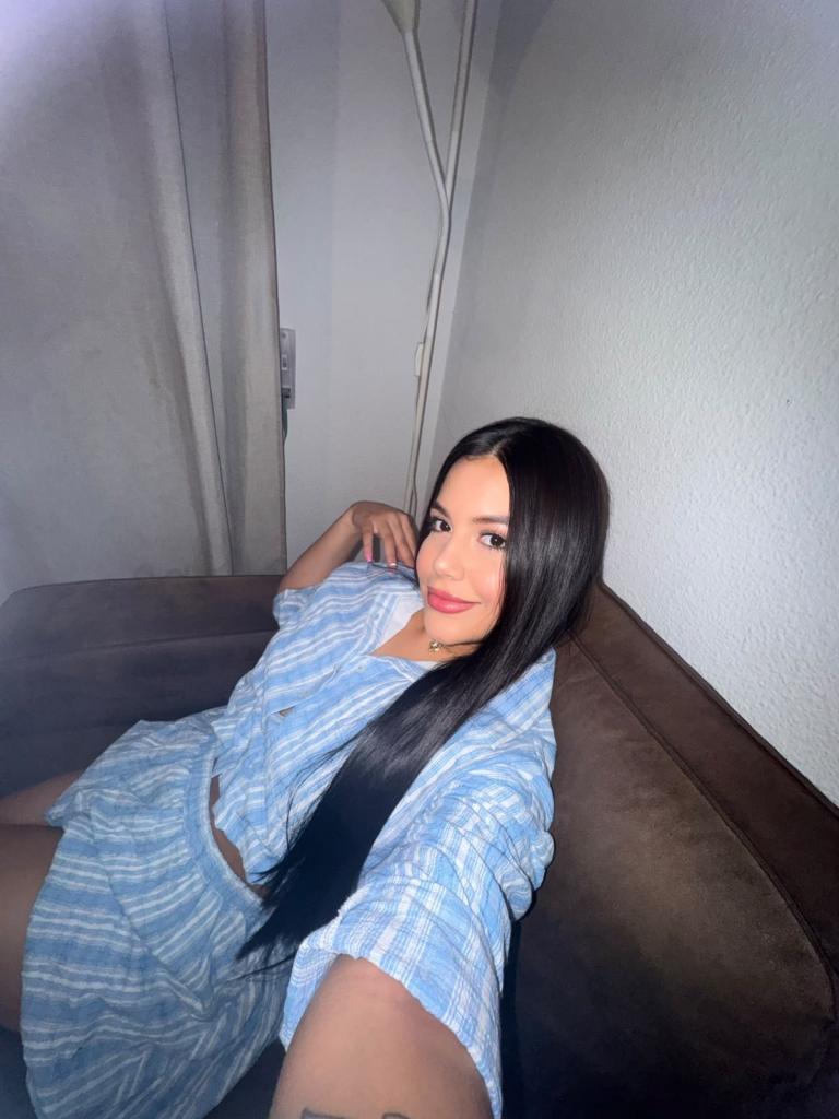 Chica busca chico en Zaragoza: Chica busca chico