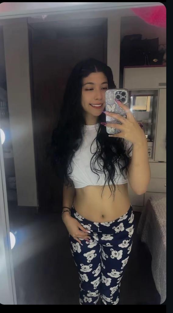 644987869: Chica busca chico en Barcelona