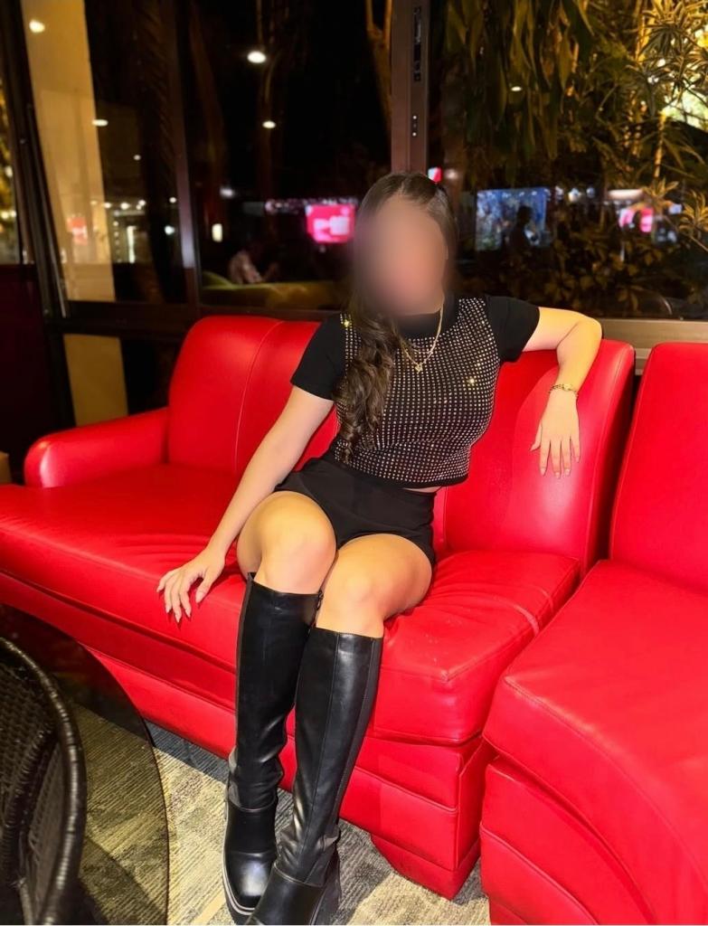 Chica busca chico en Murcia: 