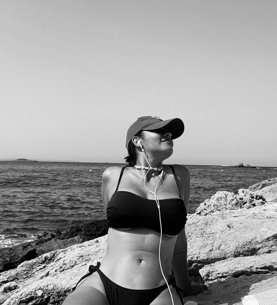 Chica busca chico en Ibiza: 