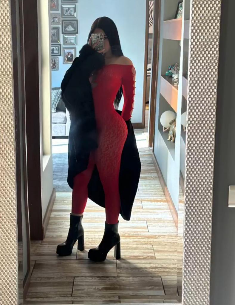 Chica busca chico en Granada: 