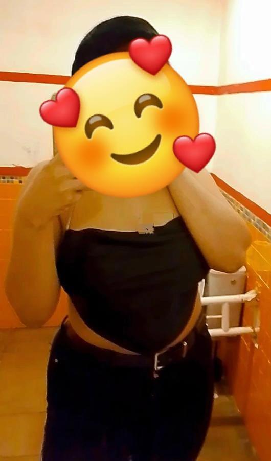 Chica busca chico en Cádiz: 