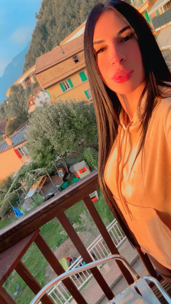 Chica busca chico en Tenerife: 