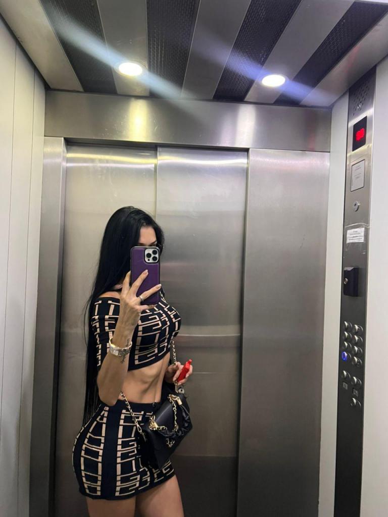 Chica busca chico en Sevilla: 