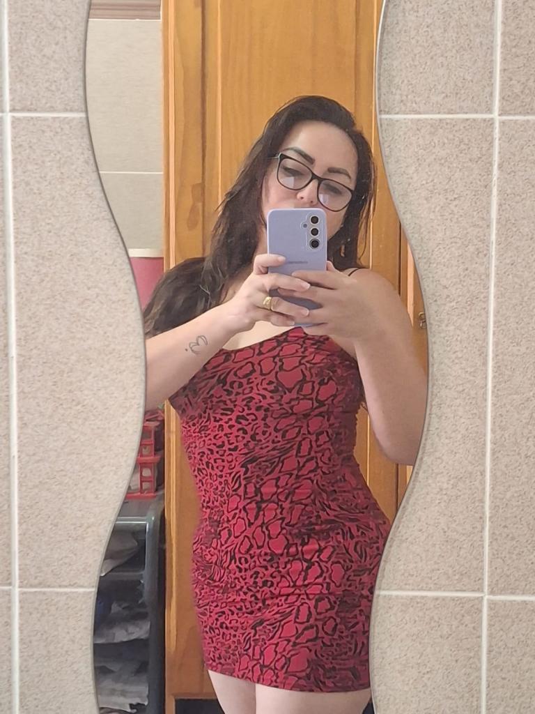 Chica busca chico en Sevilla: 