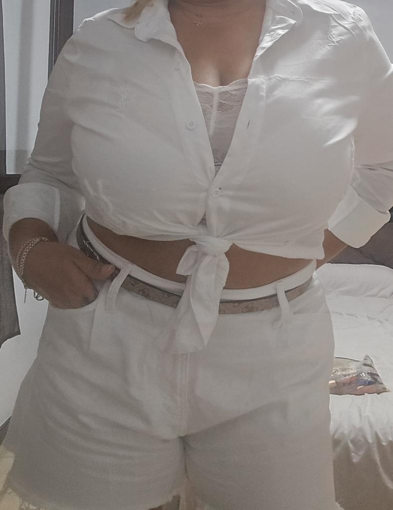 Chica busca chico en Tenerife: 