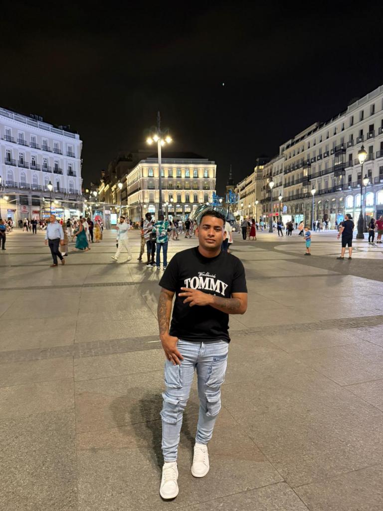 Chico busca chica en Barcelona: 