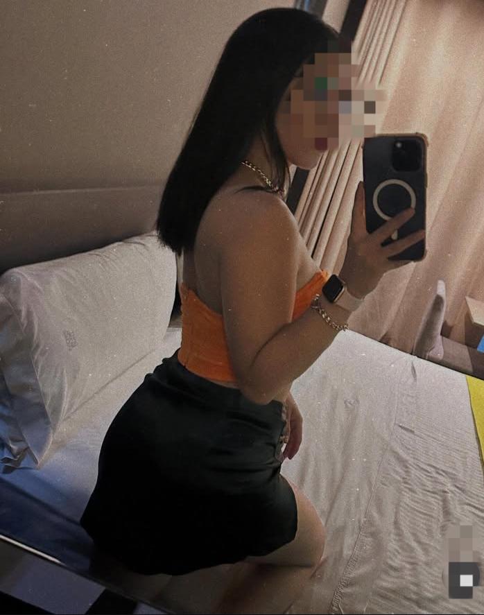Chica busca chico en Sevilla: 