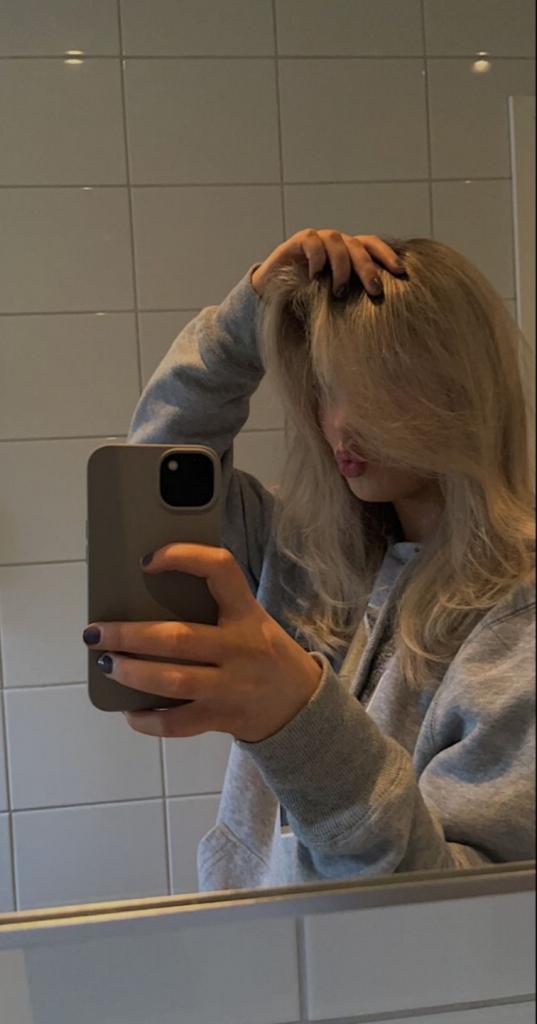 Chica busca chico en Cádiz: 
