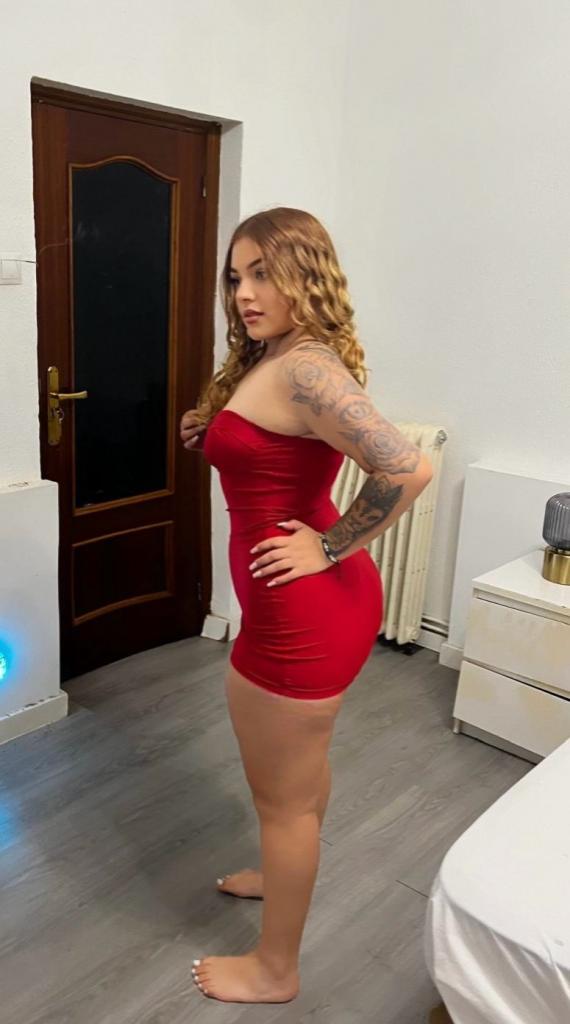 Chica busca chico en Ibiza: 