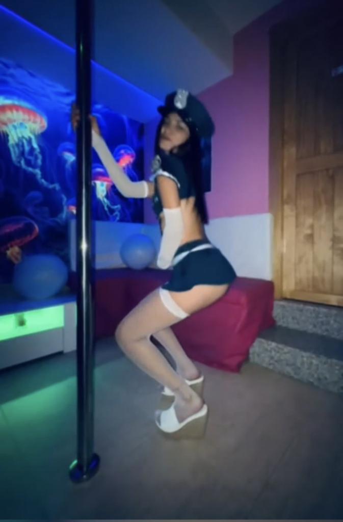 Chica busca chico en Cáceres: Chica busca chico