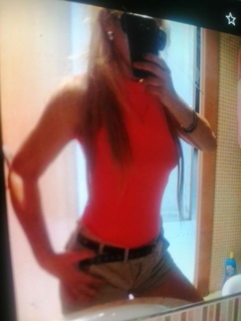 Chica busca chico en Alicante: 