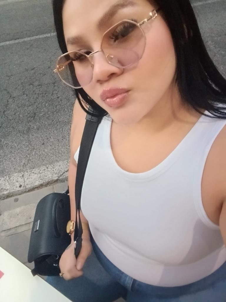 Chica busca chico en Sevilla: 