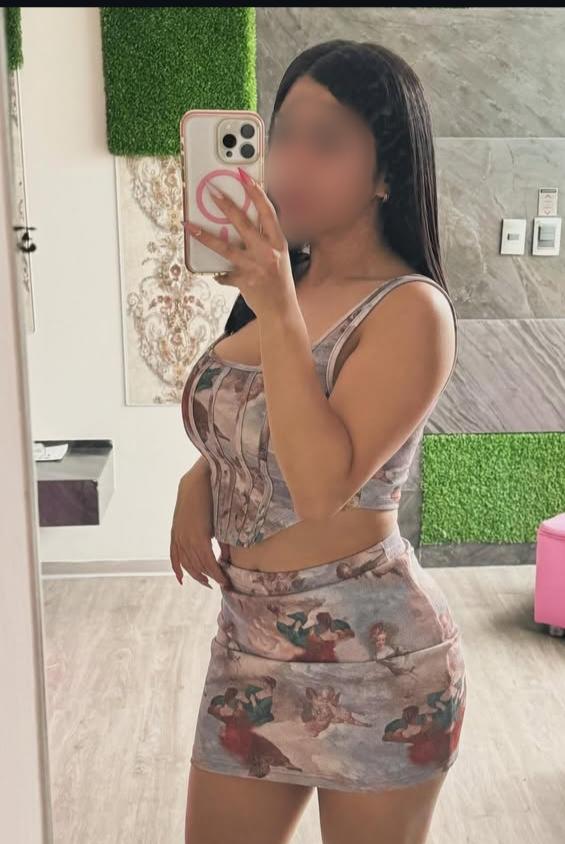 Chica busca chico en Sevilla: 