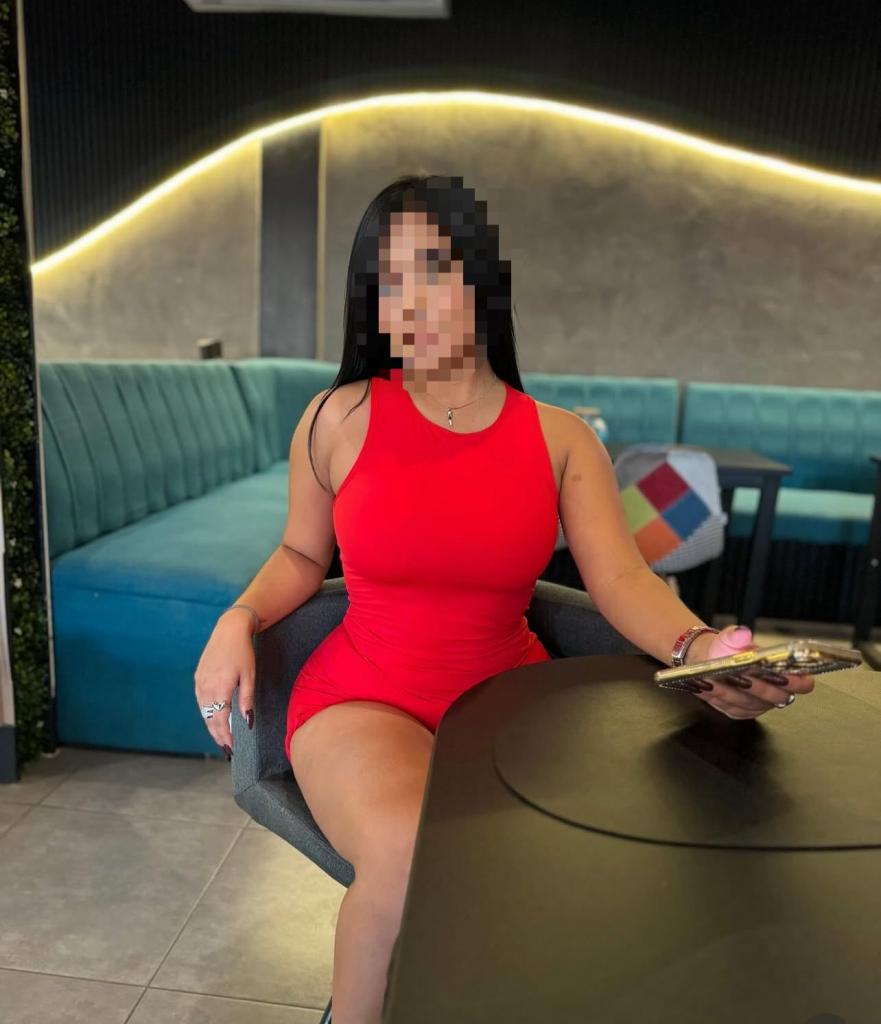 Chica busca chico en Asturias: 