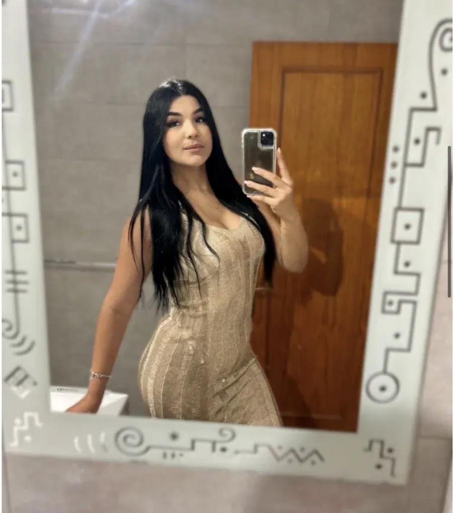 Chica busca chico en Cádiz: 