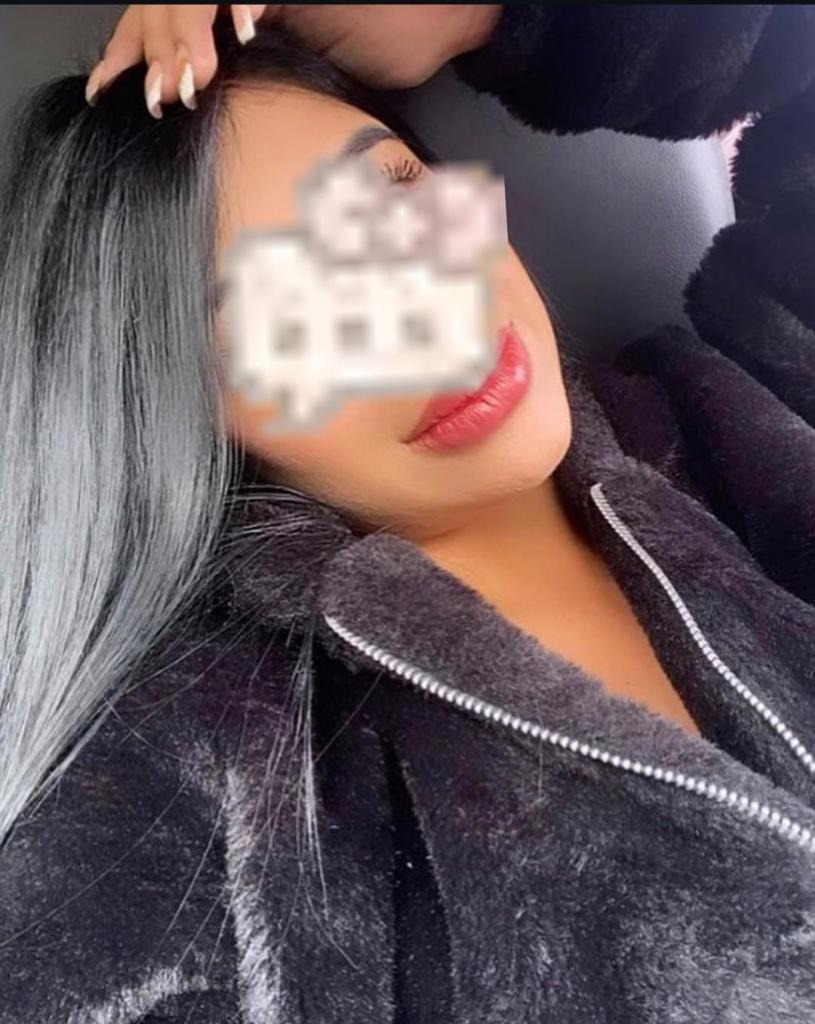 Chica busca chico en Almería: 