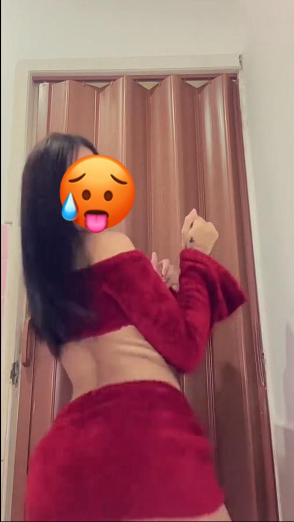 Chica busca chico en Granada: 