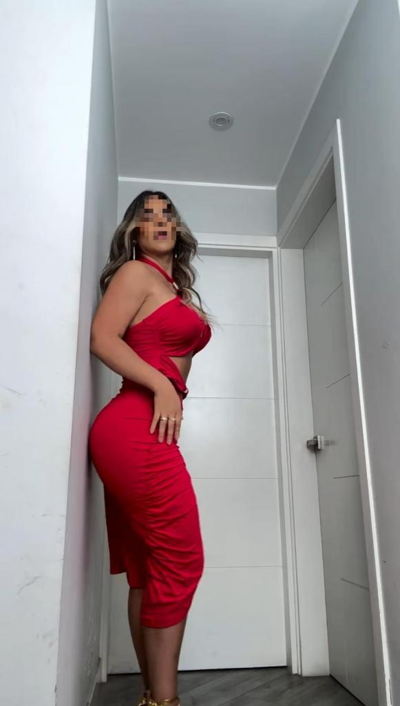 Chica busca chico en Cádiz: 