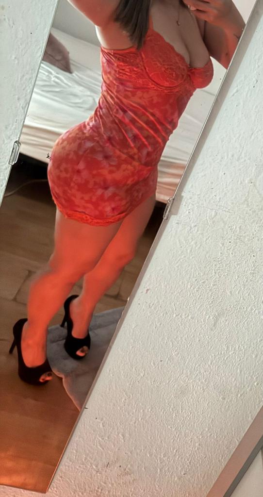 Chica busca chico en Barcelona: 